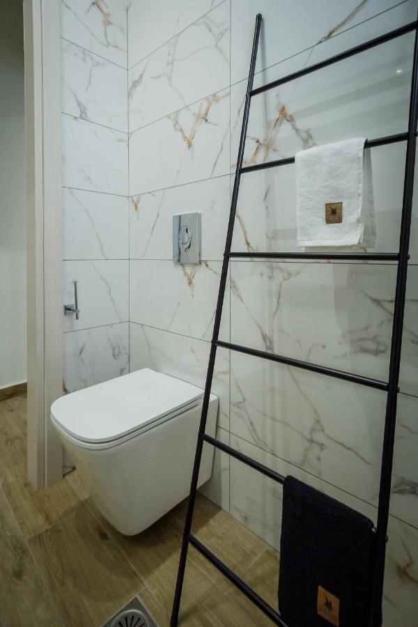 Central Corner Apts مدينة زاكينثوس المظهر الخارجي الصورة