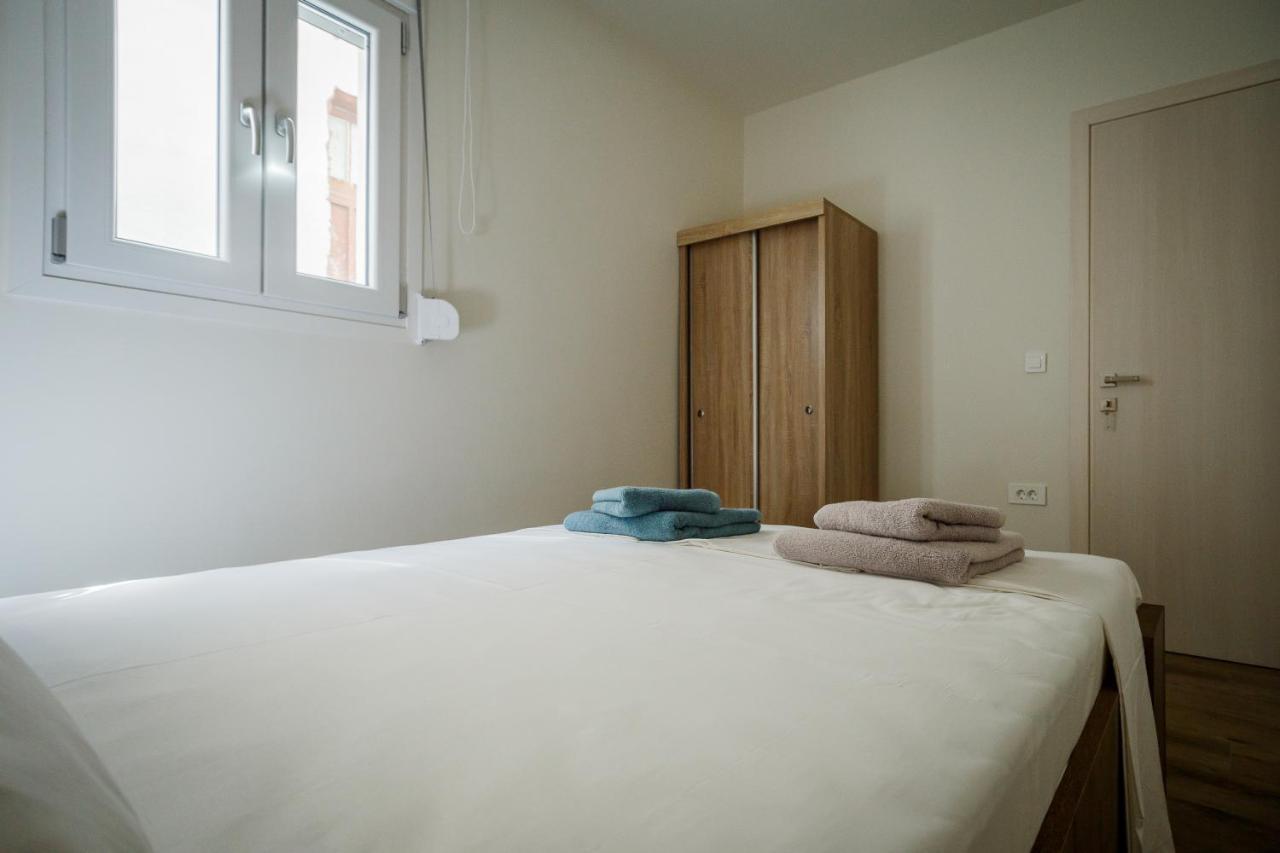 Central Corner Apts مدينة زاكينثوس المظهر الخارجي الصورة