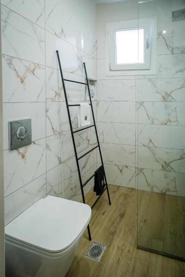 Central Corner Apts مدينة زاكينثوس المظهر الخارجي الصورة