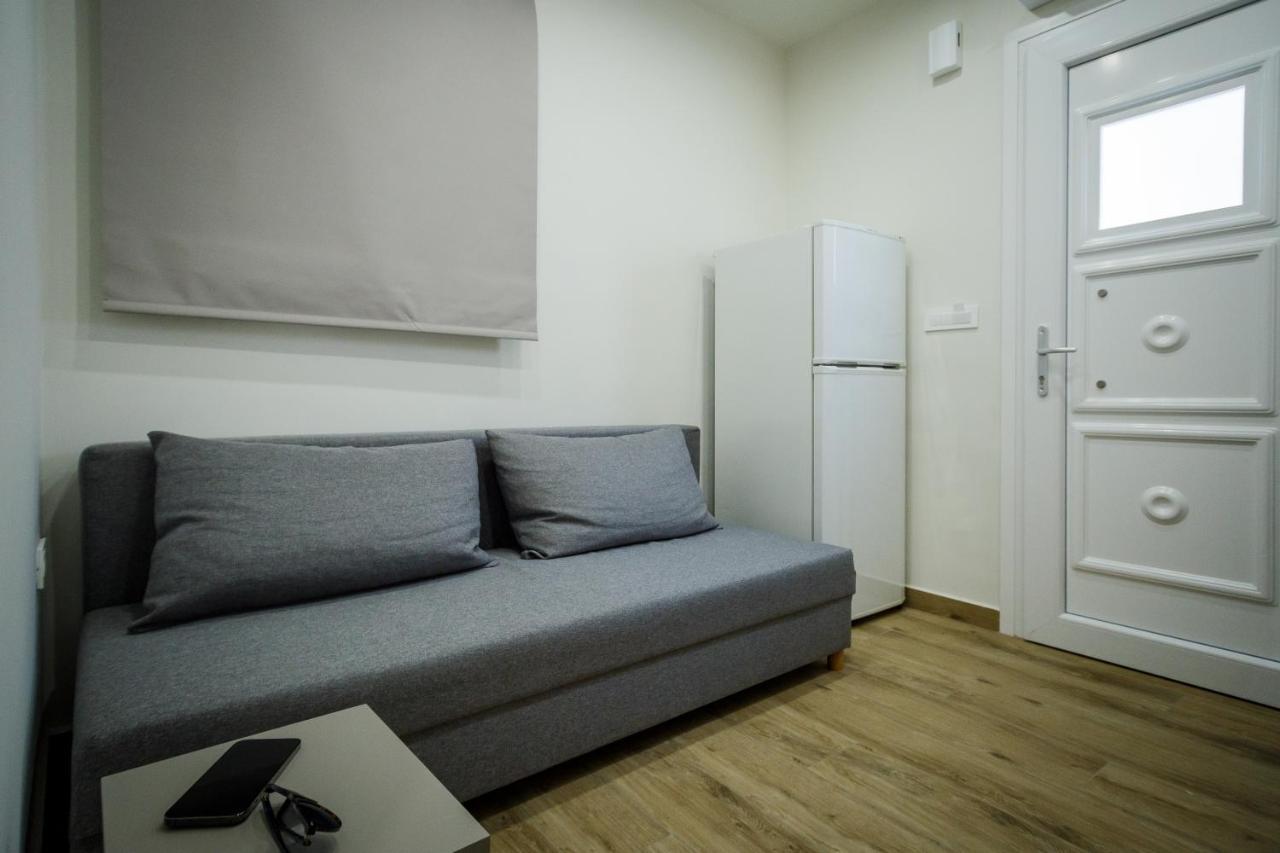 Central Corner Apts مدينة زاكينثوس المظهر الخارجي الصورة